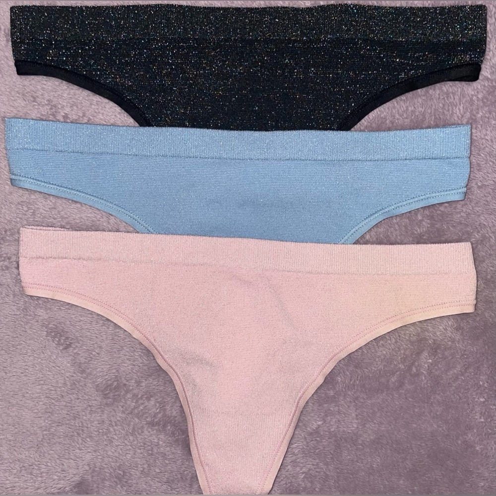 NWT - Victoria’s Secret Set of 3 Glitter Sparkle Thongs - Size: S